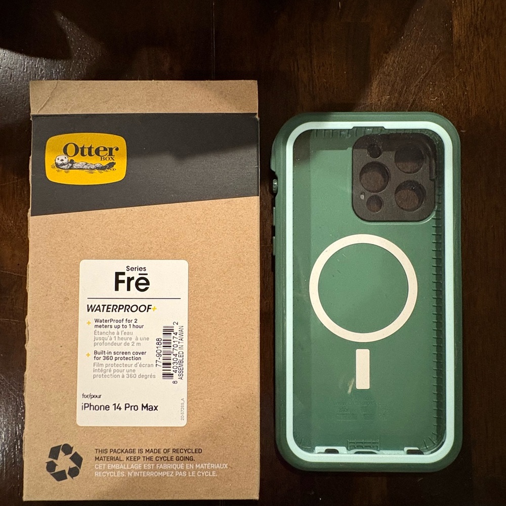 OtterBox Eco-Friendly Protective Case Green